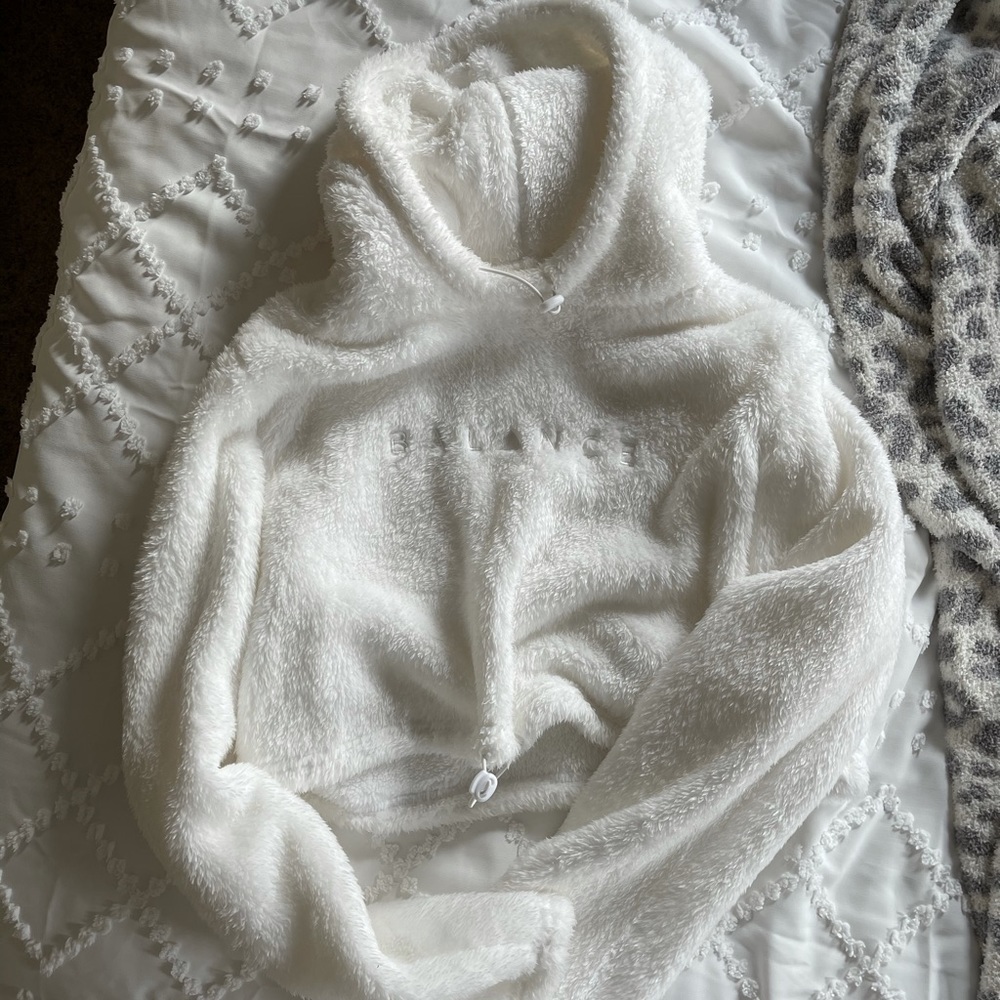 Balance Athletica Cropped Sherpa